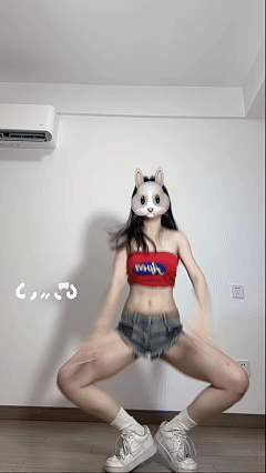 [视频/合集/步兵] 推特艳舞团队博主：西西团队 新人蚊子 VIP裸舞合集 [16V] [1.4G]